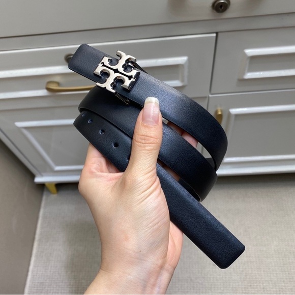 Brand new Tory Burch women's black belt